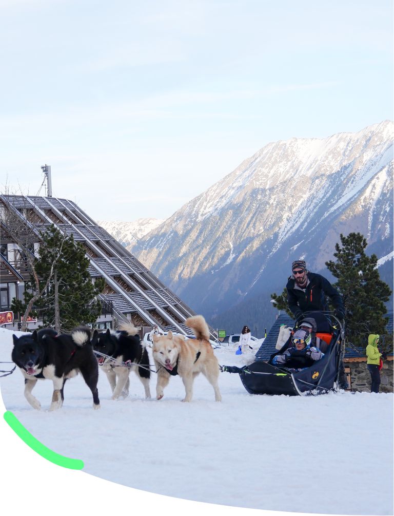 Baptême en chiens de traîneau - Office de Tourisme