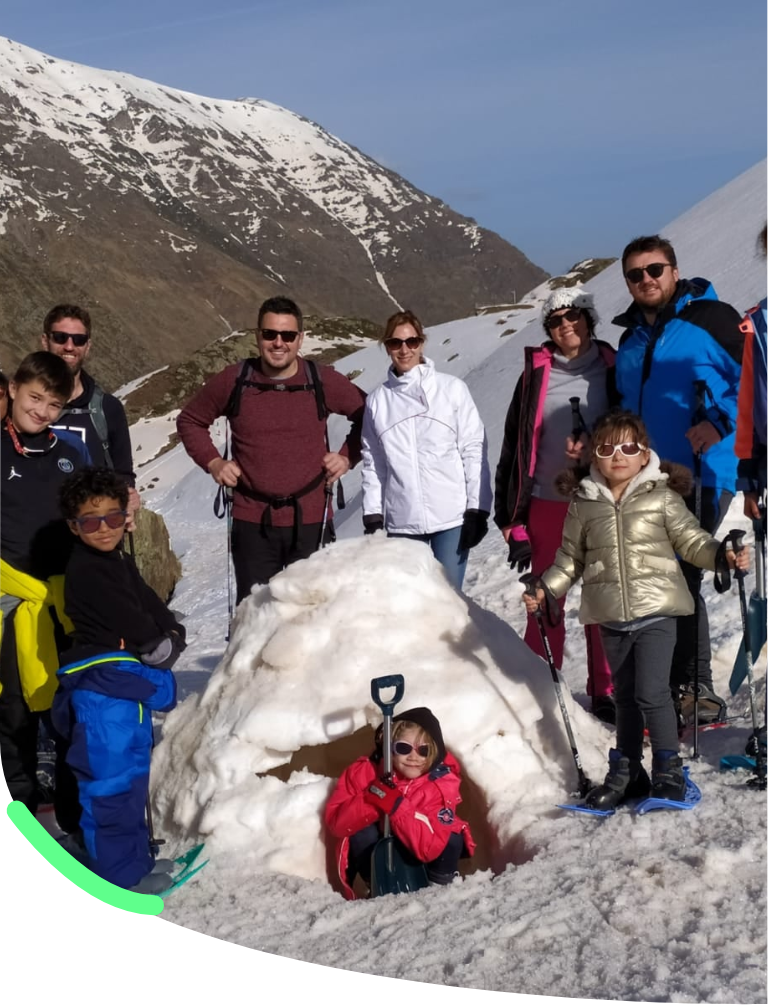 Construction d'igloo - Pyrénées Trekking