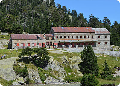 Refuge du Marcadau au Pont d'Espagne