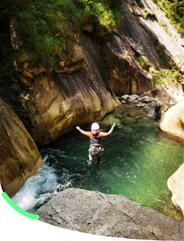 canyoning en été à gourette n'py