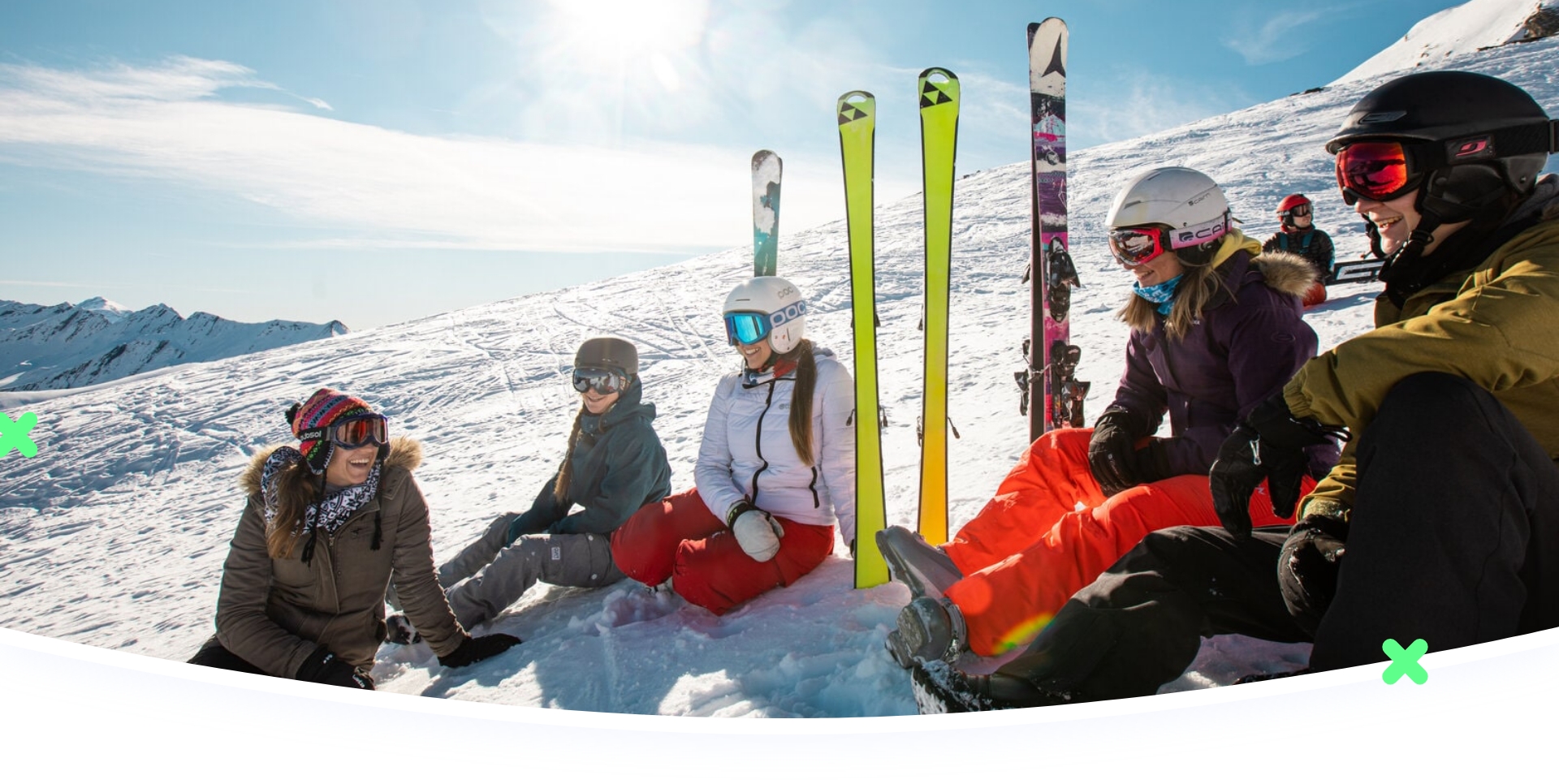 groupe d'amis en vacances sur les pistes de ski de N'py 