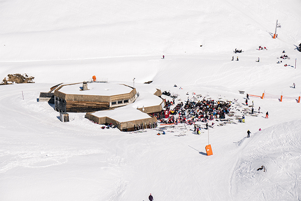 bastan restaurant d'altitude grand tourmalet