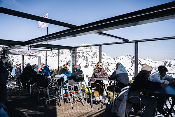 chalet des pisteurs restaurant altitude grand tourmalet