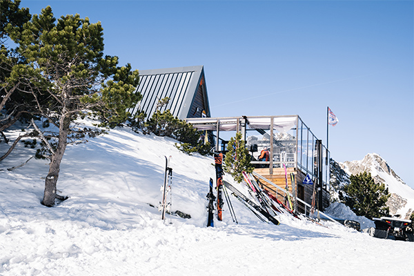 chalet des pisteurs restaurant altitude grand tourmalet