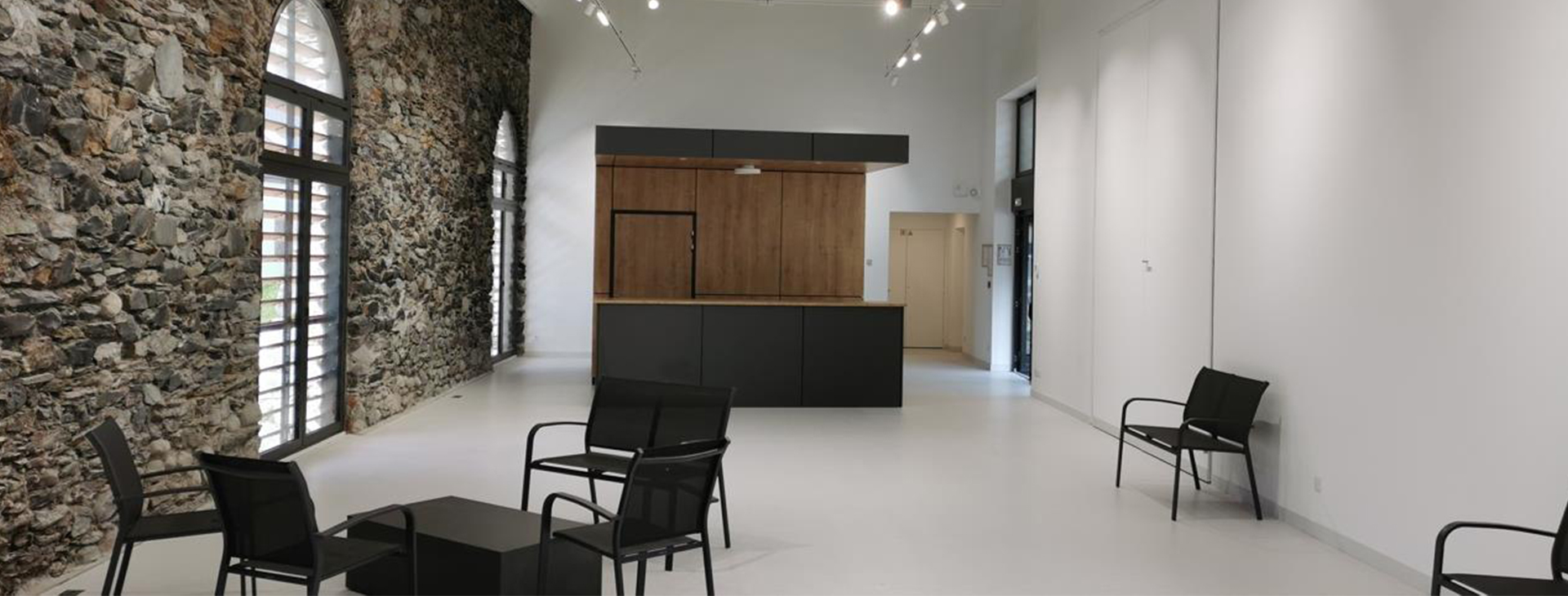 hang art luz saint sauveur