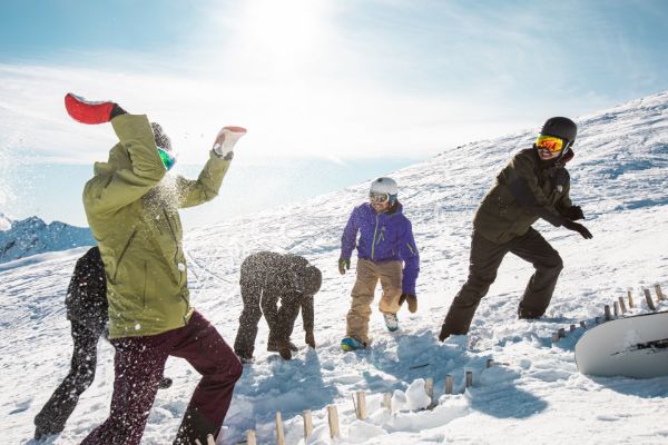 bataille boule de neige piau engaly