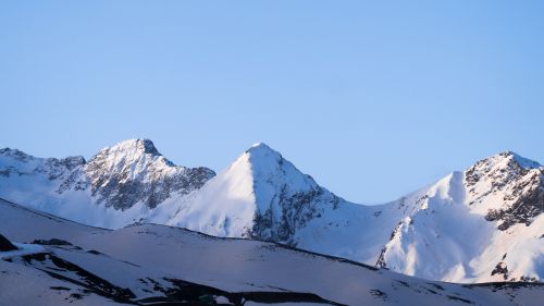 montagne-enneigee-peyragudes