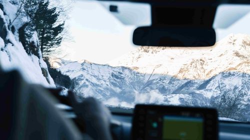 cokpit-voiture-neige