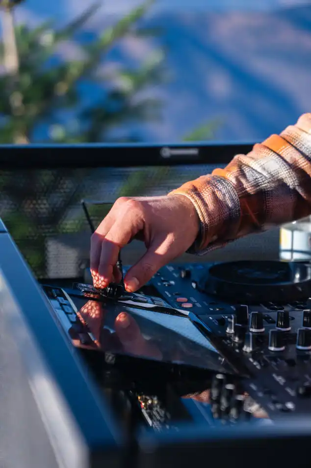 DJ set afterski et clôture à La Mongie