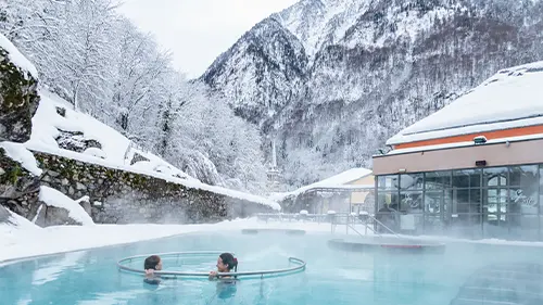 couple-balneo-montagne