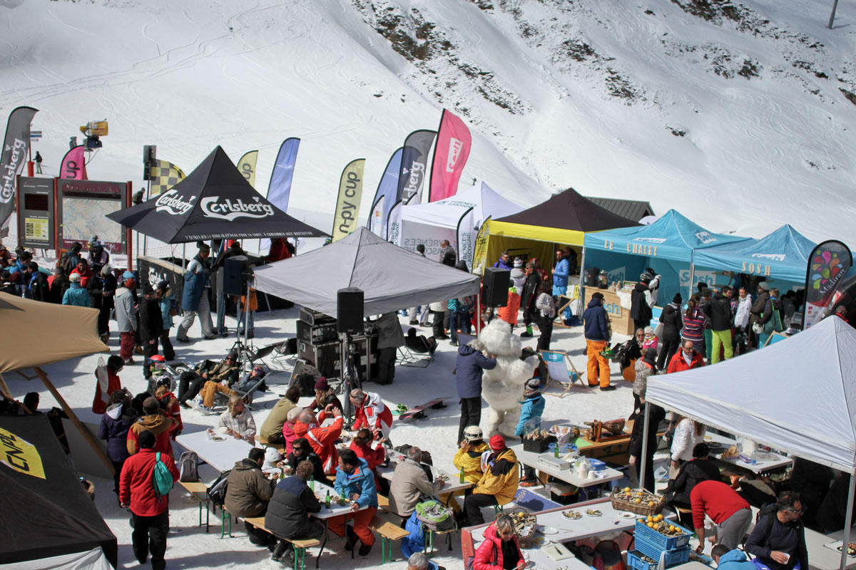 Village test et animations au Banked Slalom