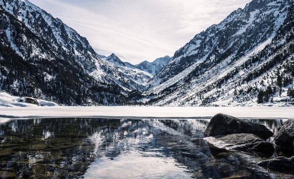 lac de gaube en hiver lac gaube cauterets