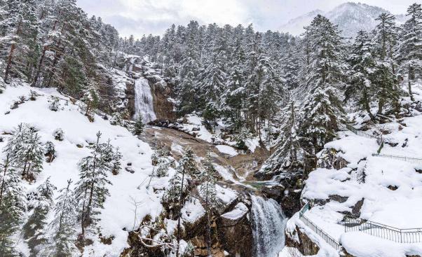 paysage pont d'espagne cauterets pont espagne cauterets
