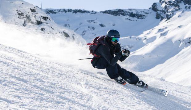 skieur-tout-shuss