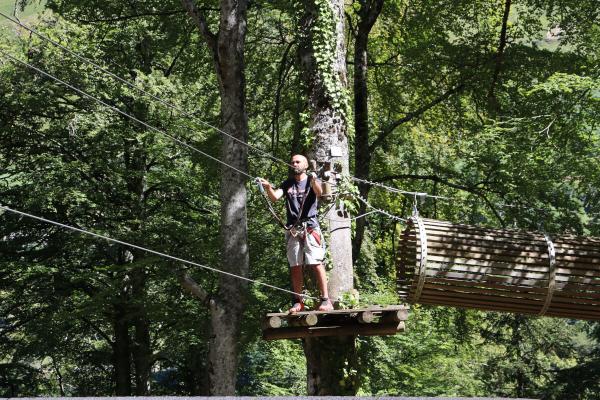 accrobranche en été à gourette n'py accrobranche en été à gourette n'py