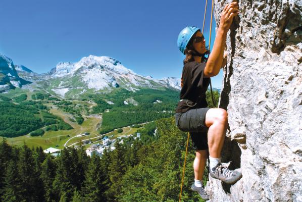 via ferrata en été à gourette n'py via ferrata en été à gourette n'py
