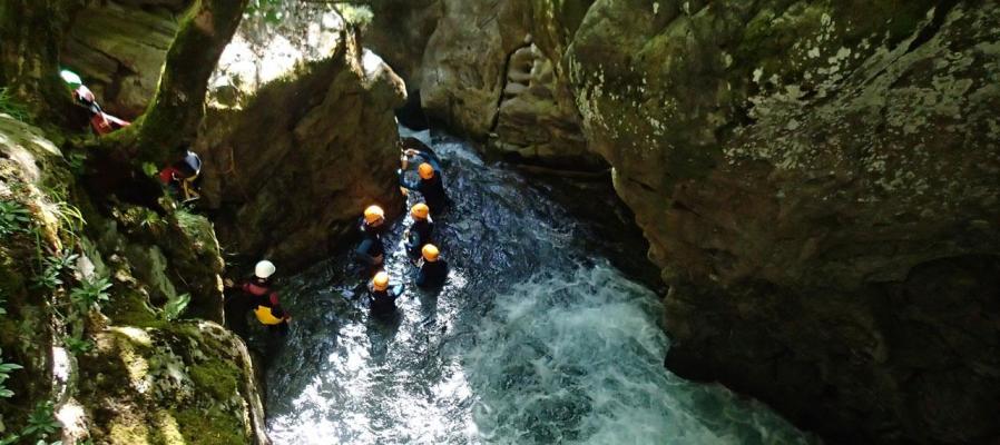 Canyoning été à luz-ardiden n'py Canyoning été à luz-ardiden n'py