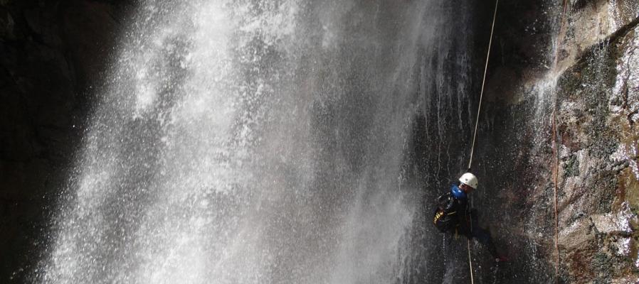 Canyoning été à luz-ardiden n'py Canyoning été à luz-ardiden n'py
