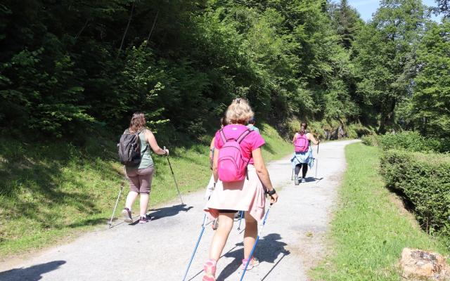 marche nordique en été à gourette n'py