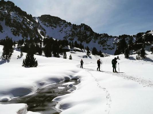 Randonnées à raquettes accompagnées - Pyrénées Trekking 04